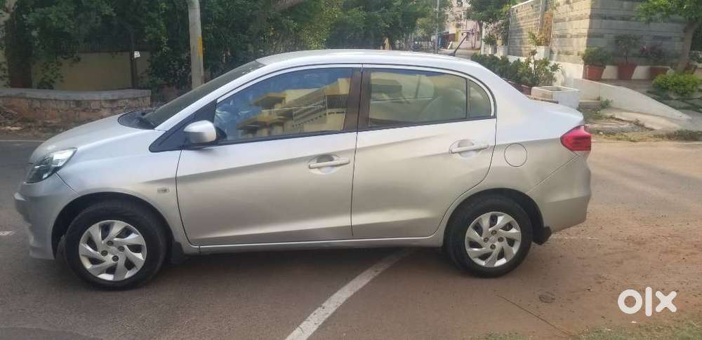 Hyundai I10 Magna O, 2015, Petrol