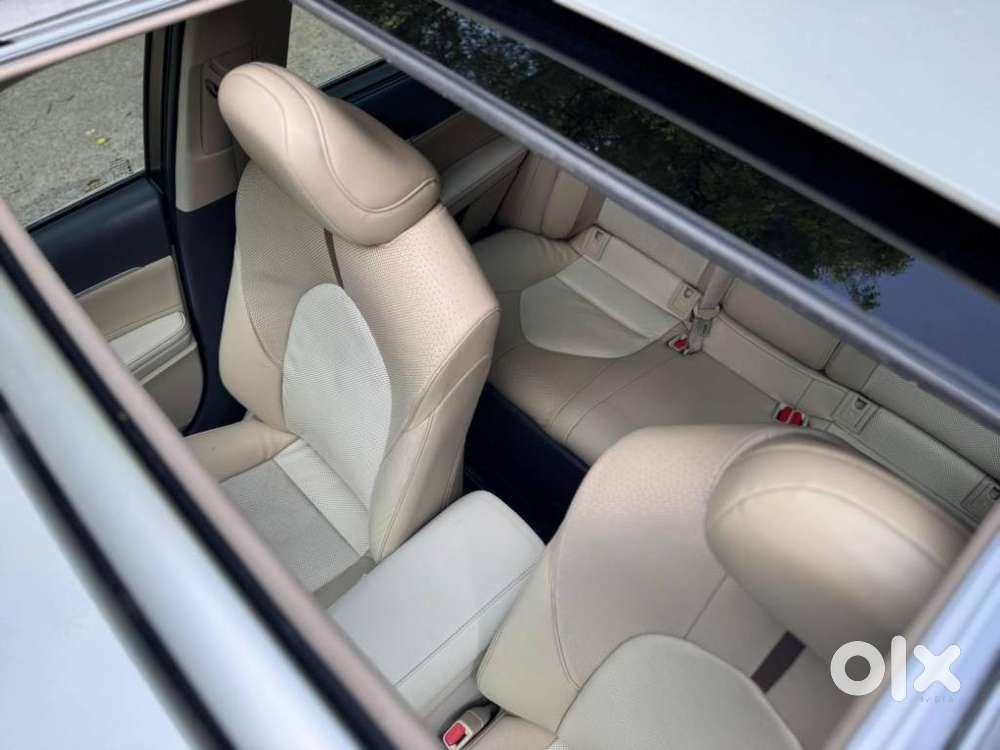 Toyota Camry Hybrid, 2019, Petrol