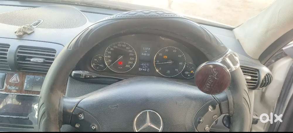 Mercedes-benz C-class 2005 Petrol 85000 Km Driven