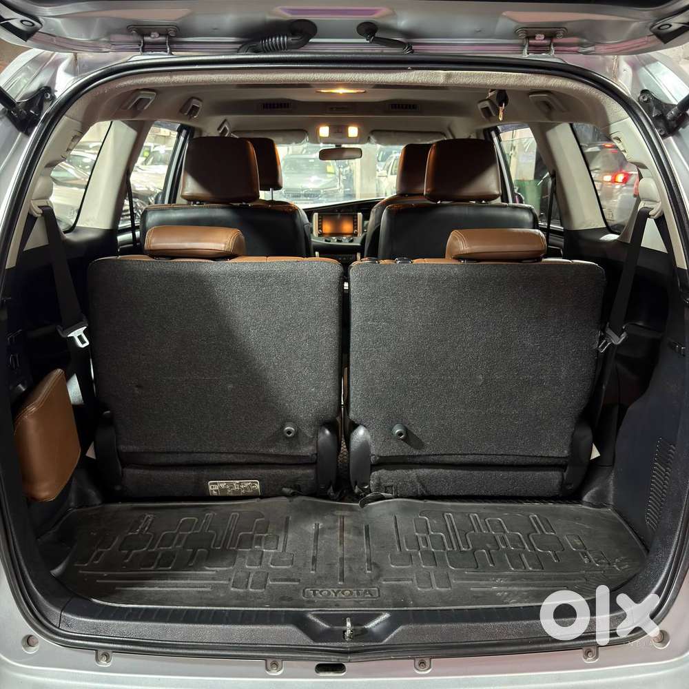 Toyota Innova Crysta [2020-ongoing] 2.4 Gx At 7 Str, 2021, Diesel