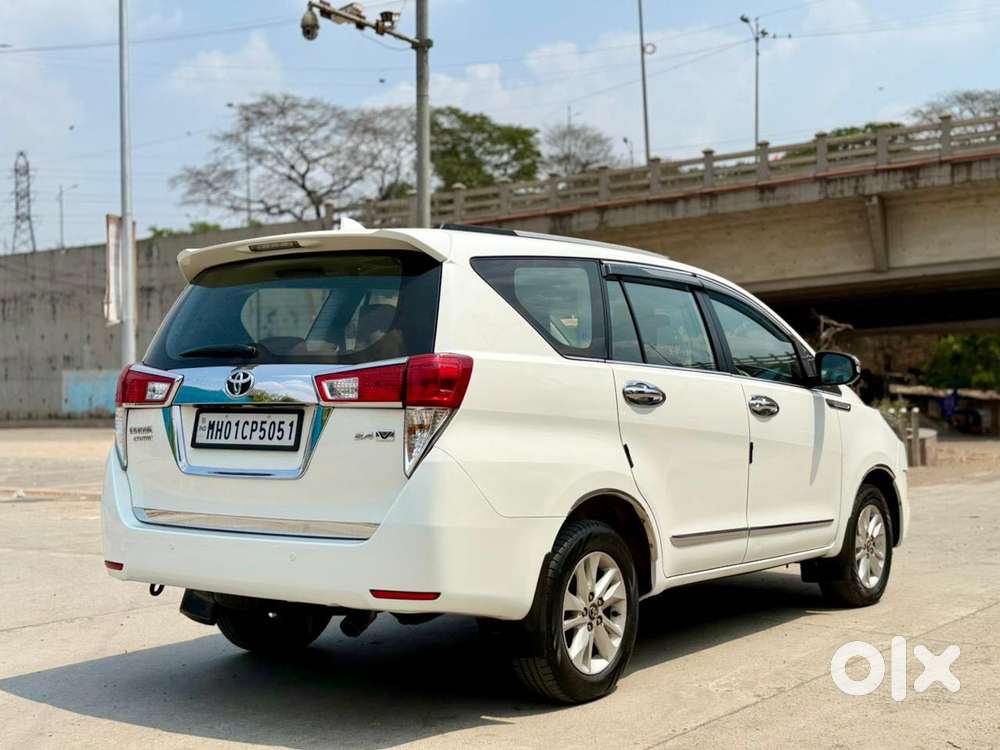 Toyota Innova Crysta 2.4 Vx Mt 8s, 2017, Diesel