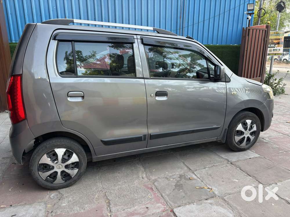 Maruti Suzuki Wagon R Amt Vxi, 2017, Petrol