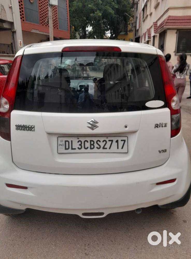 Maruti Suzuki Ritz Vxi, 2011, Petrol