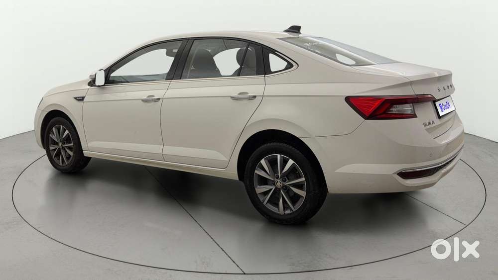 Skoda Slavia Style 1.0l Tsi Mt, 2022, Petrol