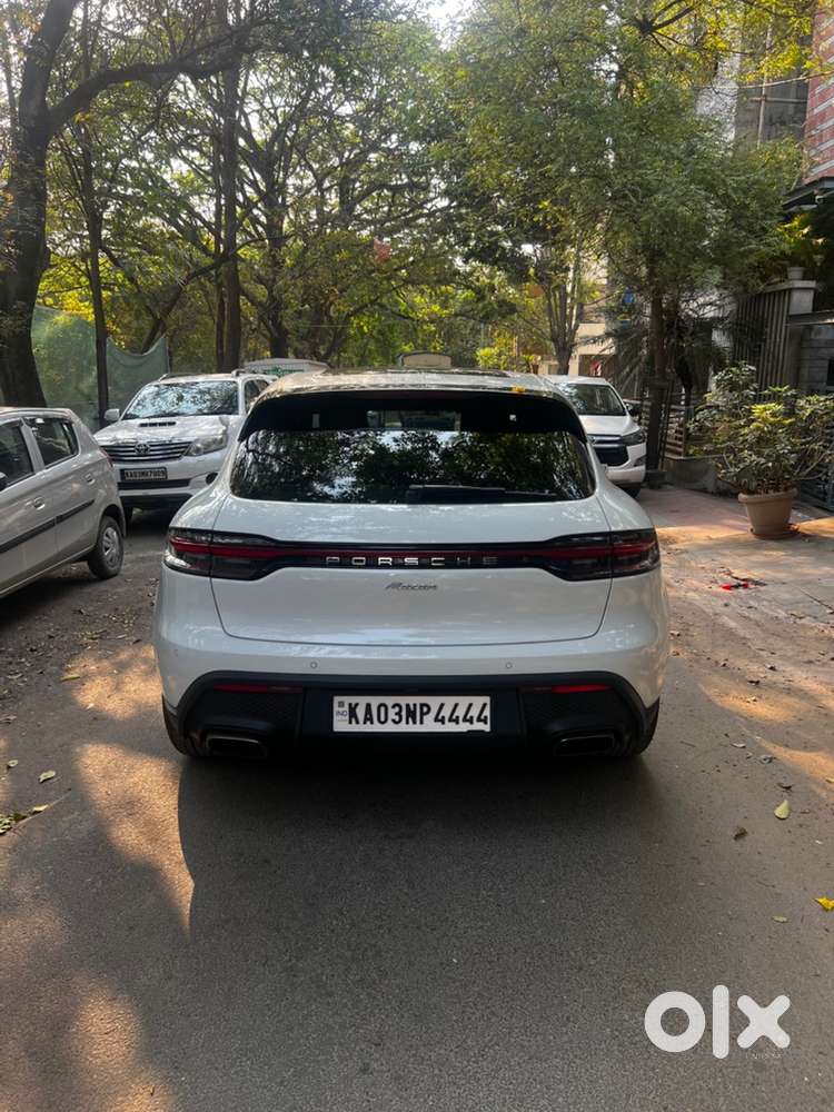 Porsche Macan Facelifted