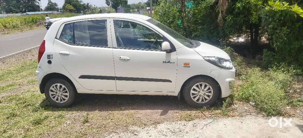 Hyundai I10 Sportz Lpg 2014