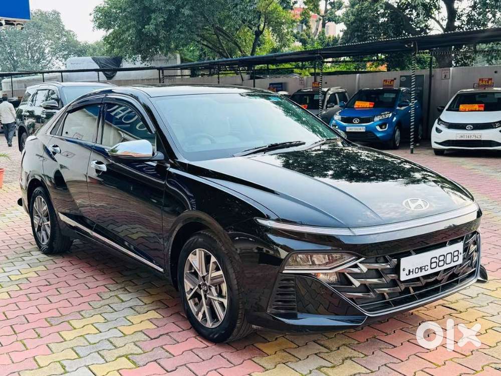 Hyundai Verna 1.5 Sx (o) Ivt, 2023, Petrol