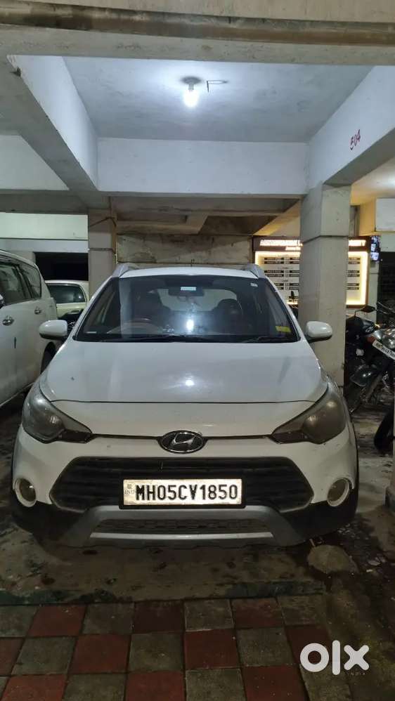 Hyundai I20 Active 2017 Petrol 120000 Km Driven