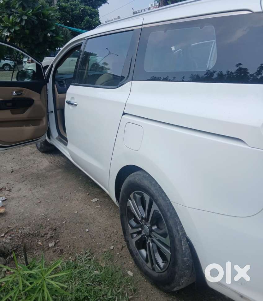 Kia Carnival Prestige, 2021, Diesel