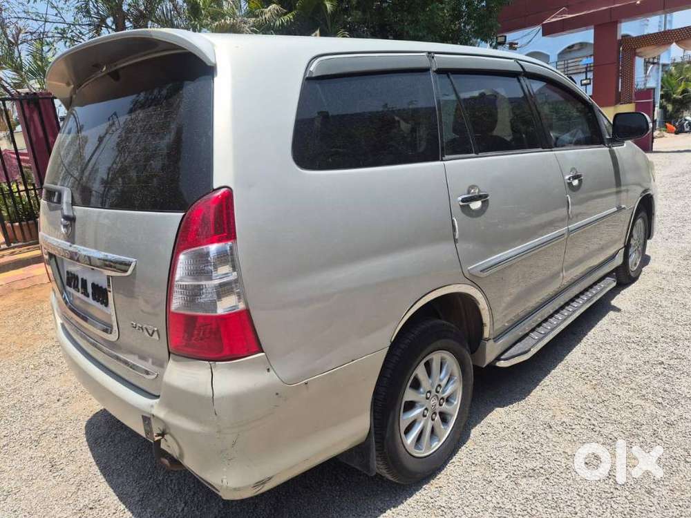 Toyota Innova 2.5 V 7 Str, 2013, Diesel