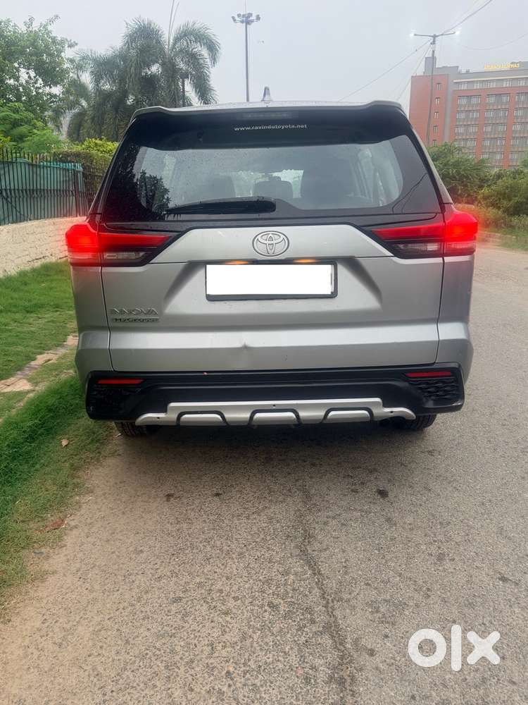 Toyota Innova Hycross 2024 Petrol 8 Str