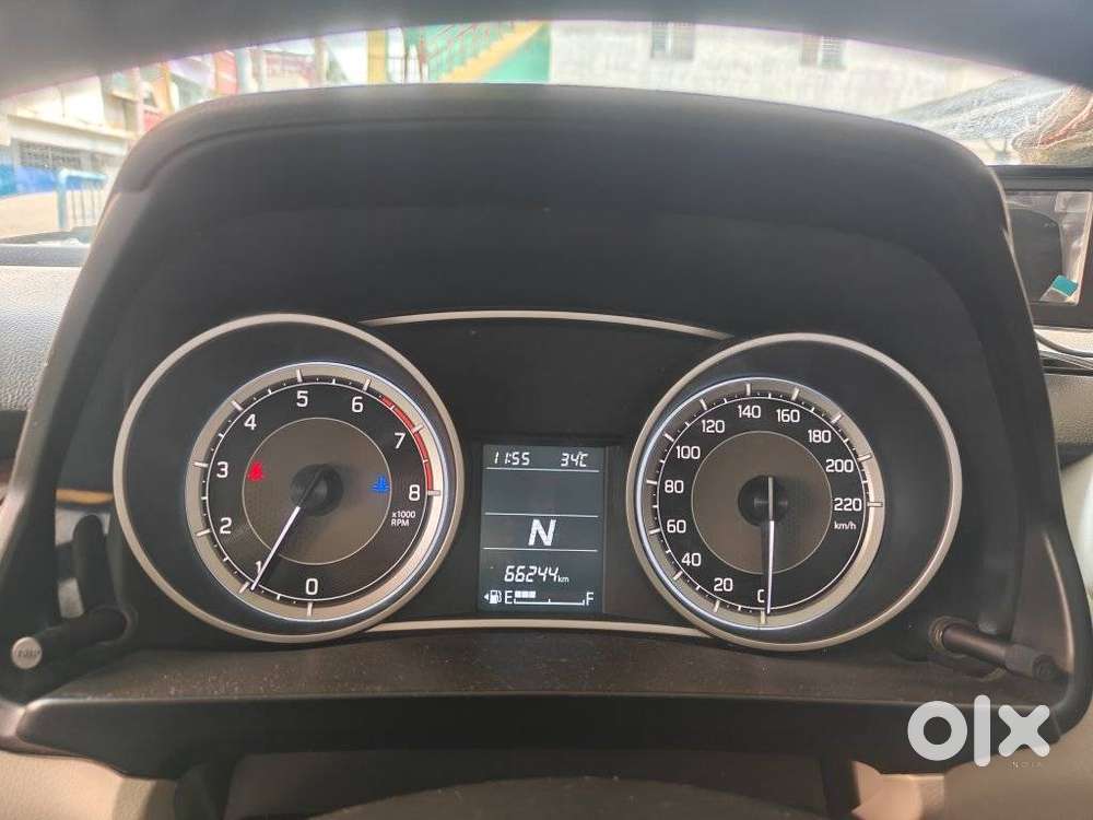 Maruti Suzuki Swift Dzire Zxi + Amt, 2018, Petrol