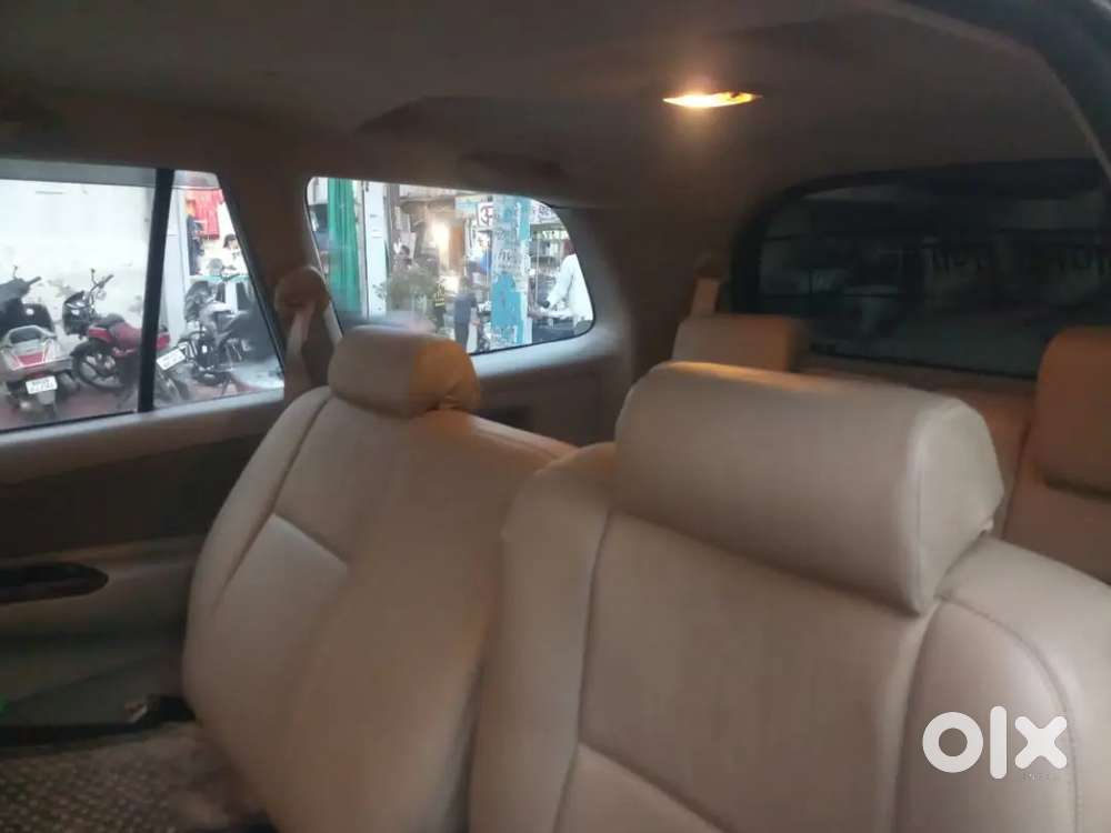 Toyota Innova 2014 Diesel 500000 Km Driven