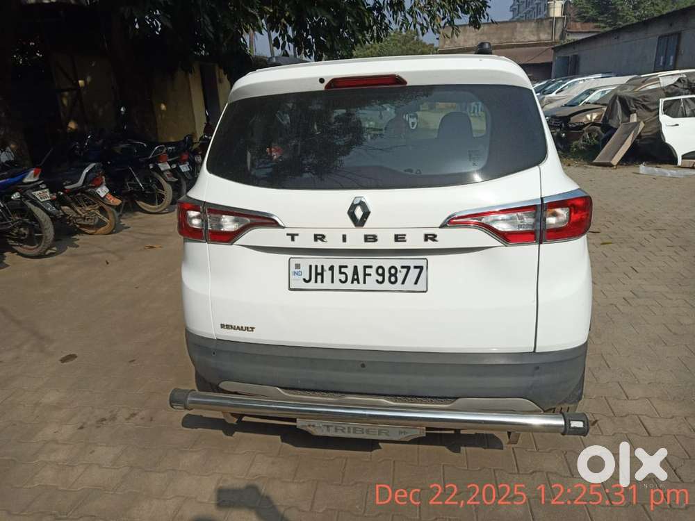 Renault Triber Petrol 2023