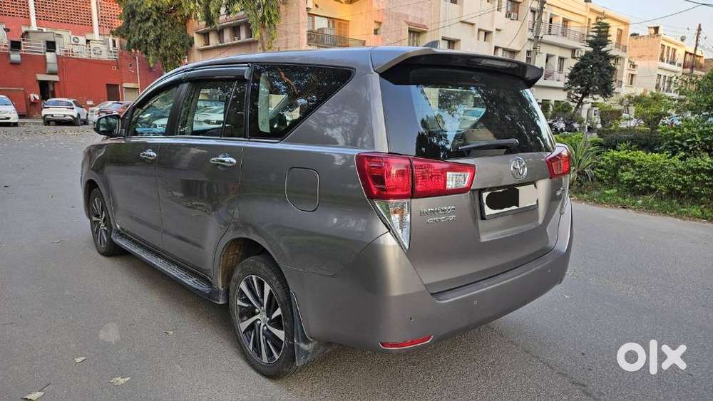 Toyota Innova Crysta [2020-ongoing] 2.4 Zx At 7 Str, 2022, Diesel