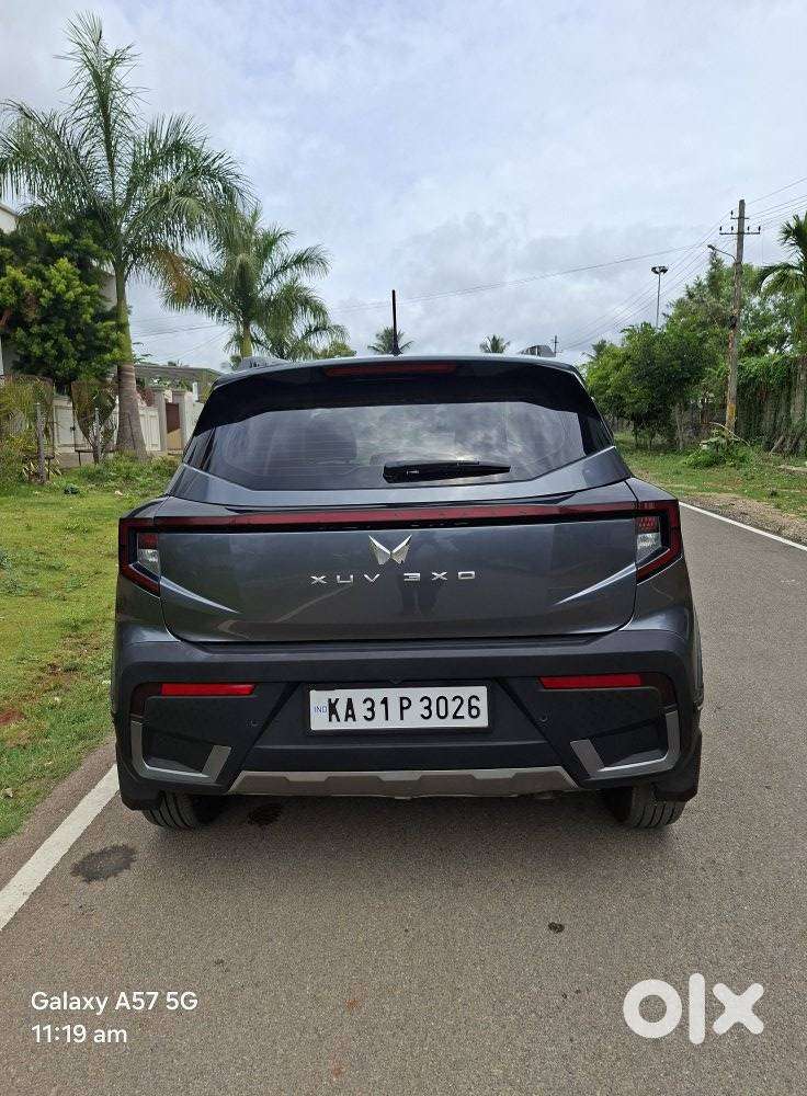 Mahindra Xuv 3xo Ax5 Ds Mt, 2024, Diesel