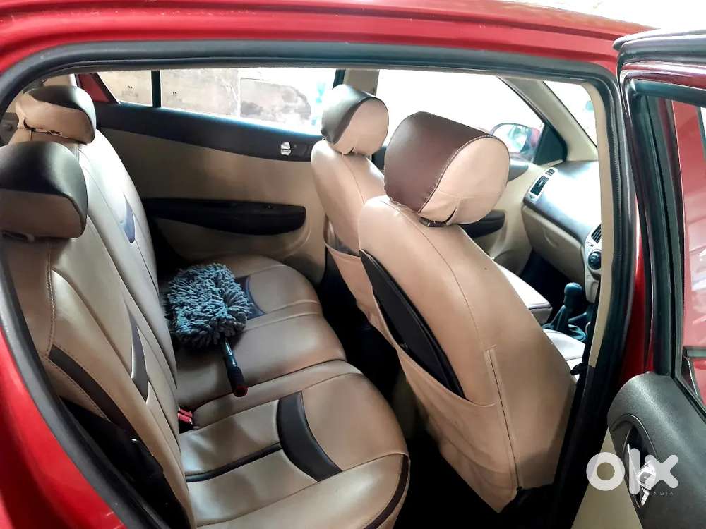 Hyundai I20 2012 Cng & Hybrids 102000 Km Driven