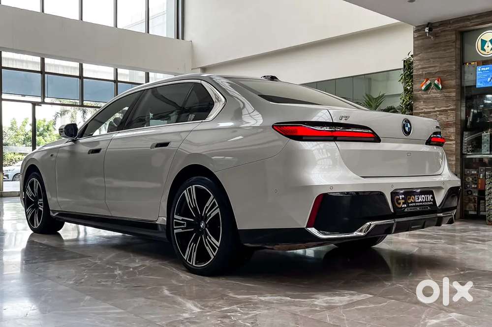 Bmw I7, 2024, Electric