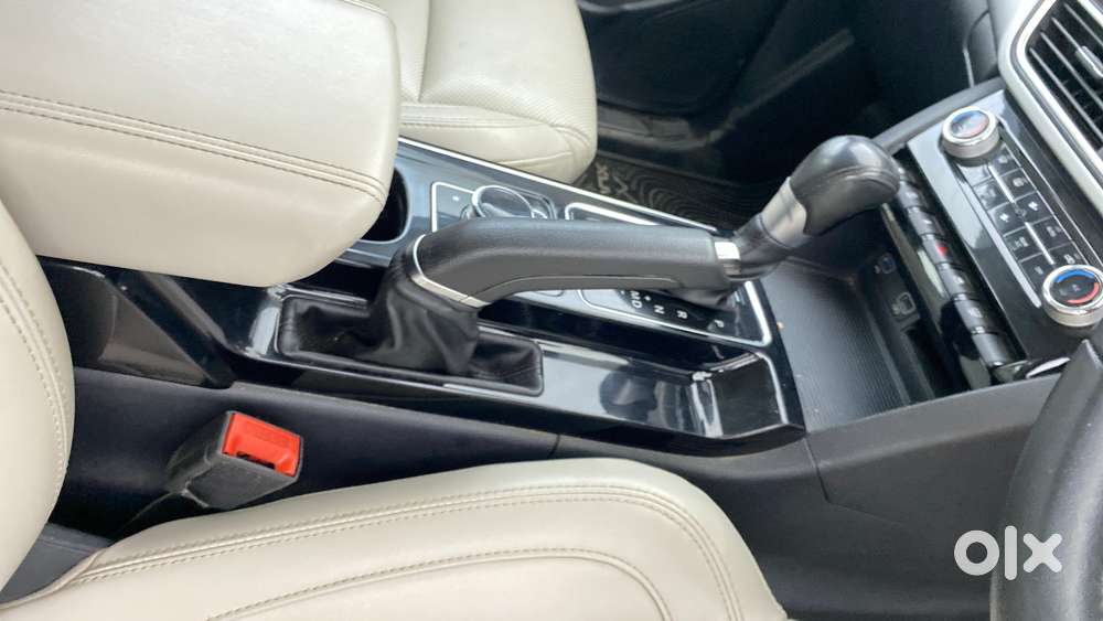 Mahindra Xuv700 2.0 Ax 7 Petrol At Str, 2021, Petrol