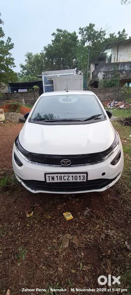 Tata Altroz 2024 Petrol Well Maintained