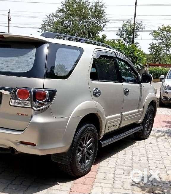 Toyota Fortuner 3.0 4x2 Automatic, 2015, Diesel