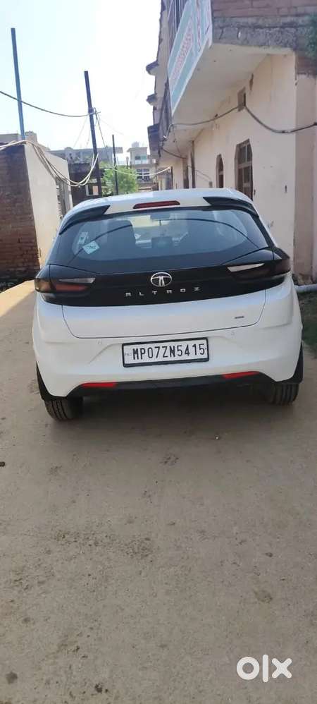 Tata Altroz Xm Plus 2024