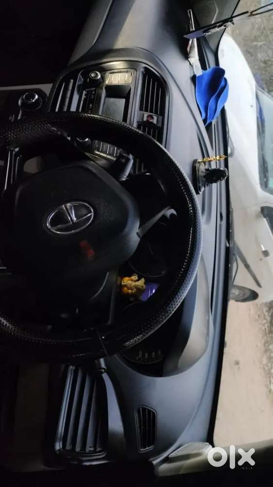 Tata Tiago Xt Icng 2018 Model