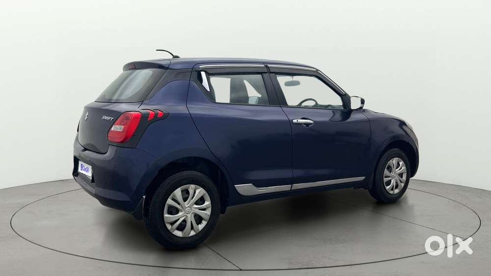 Maruti Suzuki Swift VVT VXI, 2022, Petrol