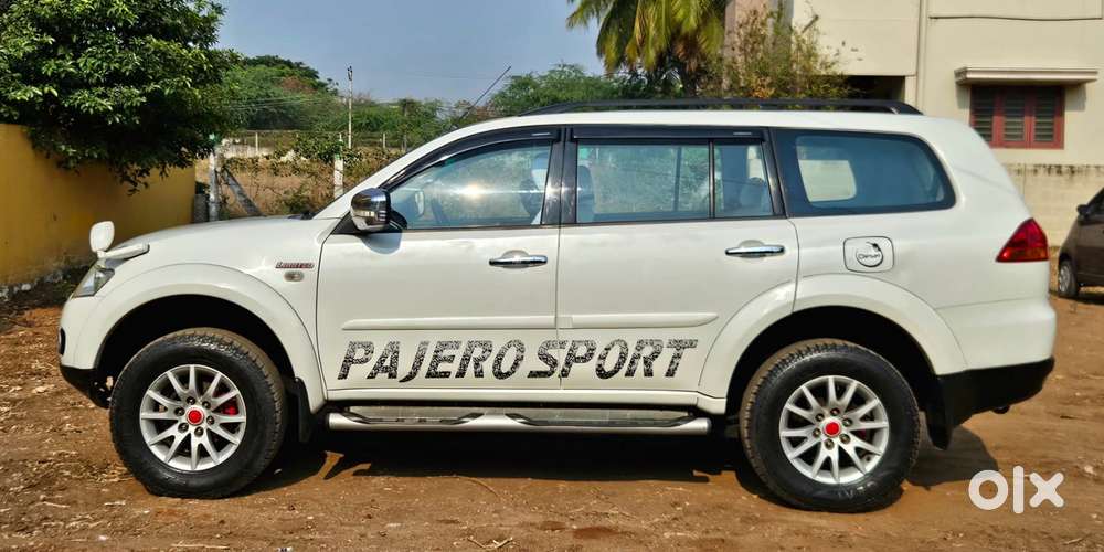 Mitsubishi Pajero Sport 2.5 Automatic, 2012, Diesel
