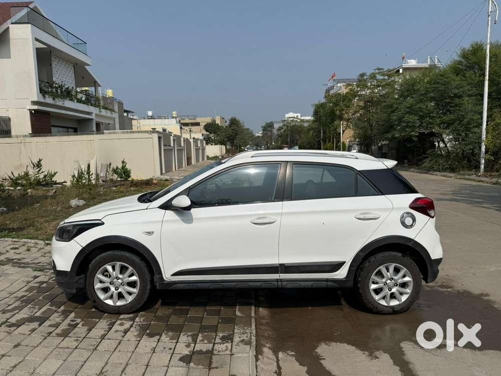 Hyundai I20 Active 2017 Diesel Well Maintained