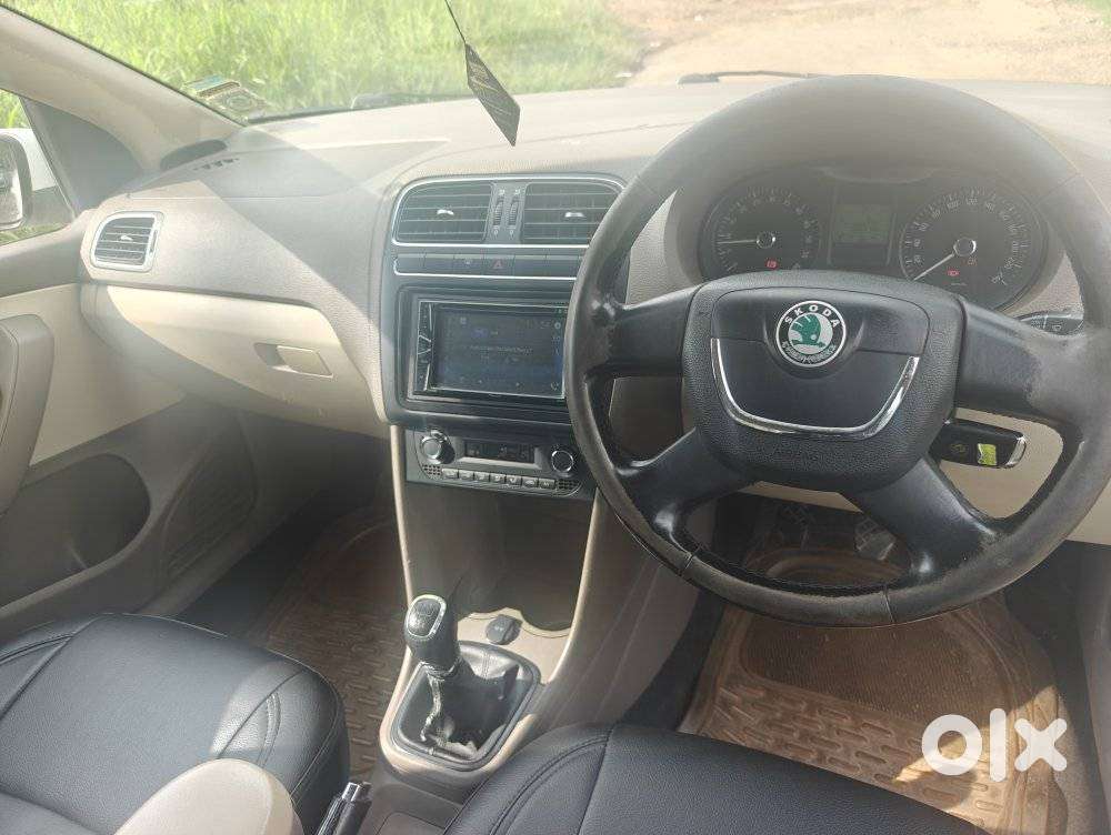 Skoda Rapid 1.5 Tdi Cr Elegance Plus, 2012, Diesel