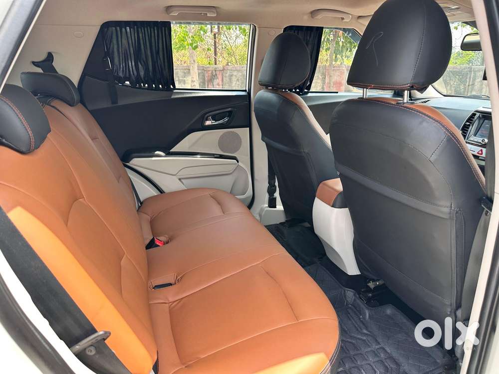Mahindra Xuv300 W8 Diesel, 2022, Diesel