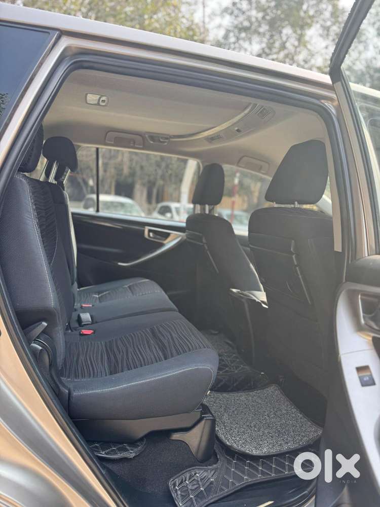 Toyota Innova Crysta