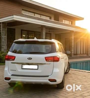 Kia Carnival Premium, 2021, Diesel
