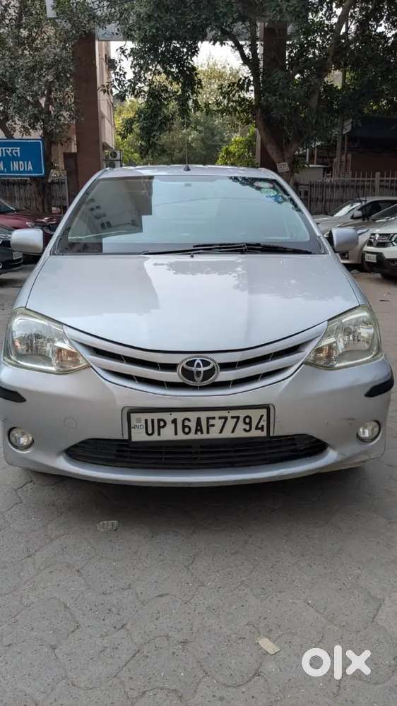 Toyota Etios Liva 2011 Petrol Well Maintained