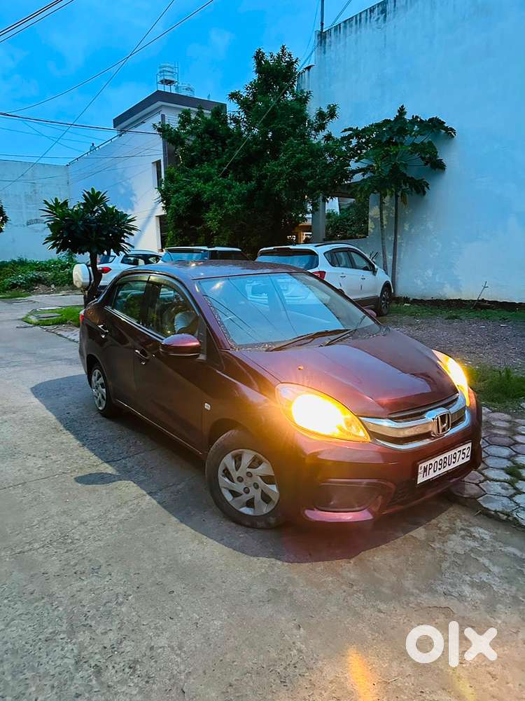 Honda Amaze (s) Diesel 1st Owner , Auto Climate Control Ac , Sterring
