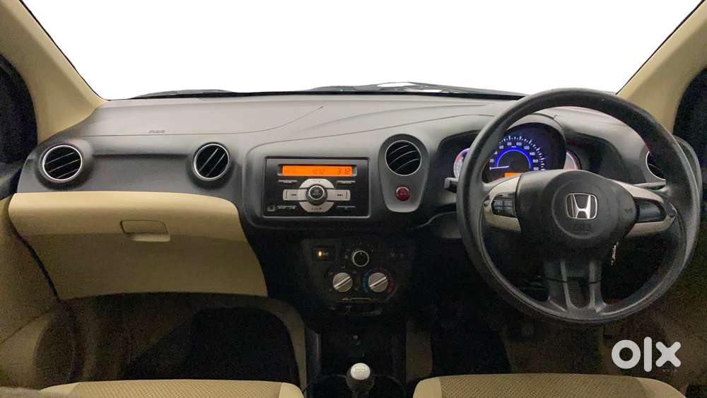 Honda Brio Vx Mt, 2015, Petrol