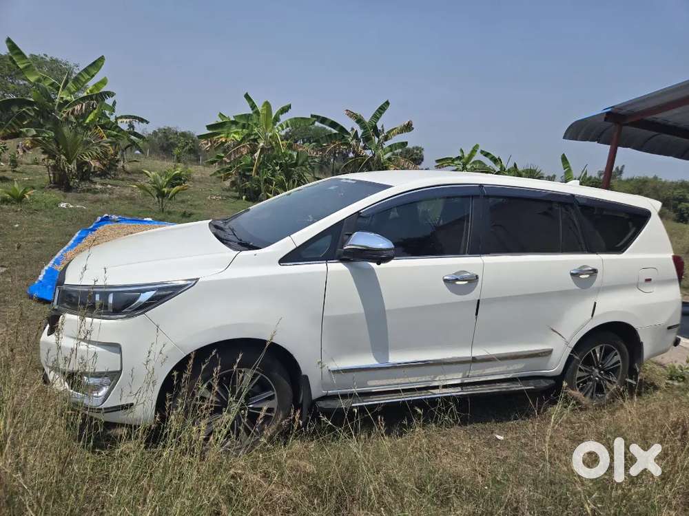 Toyota Innova Crysta 2024 Diesel 60000 Km Driven