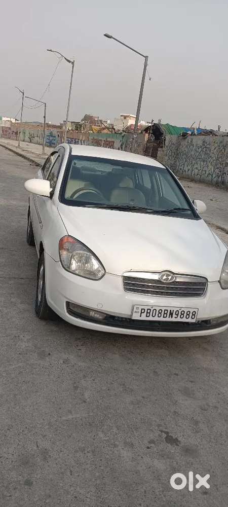 Hyundai Verna 2010 Diesel 75000 Km Driven