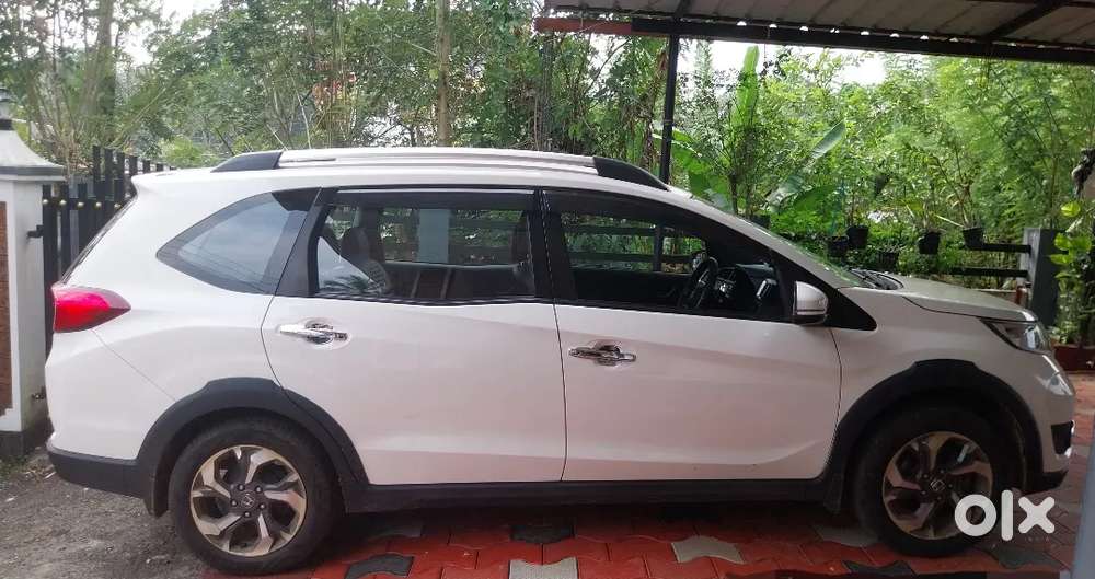 Honda Br-v 2016 Petrol Well Maintained