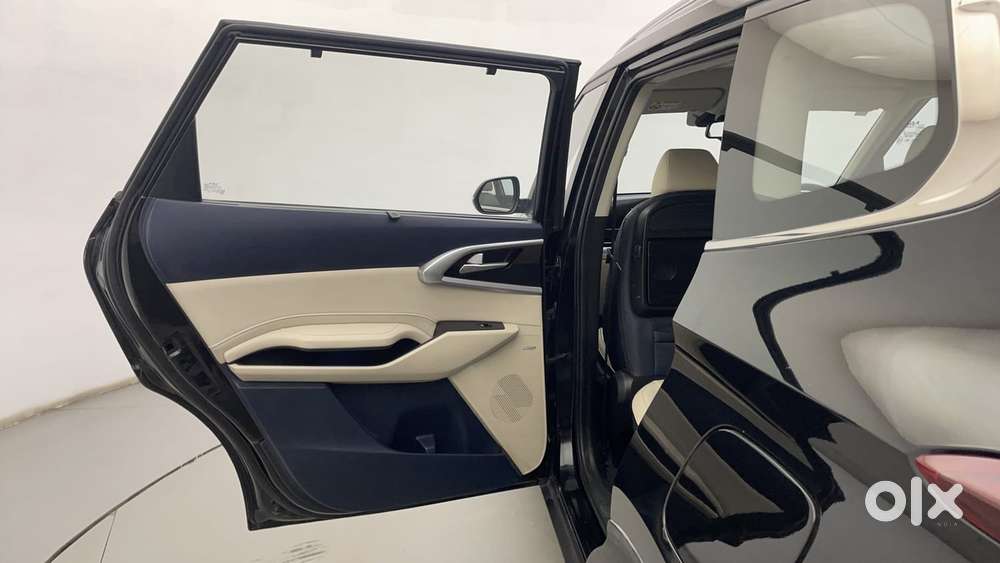 Kia Carens 1.5 Luxury Plus Diesel At 7 Str, 2022, Diesel