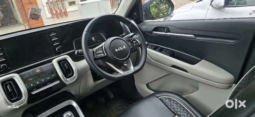 Kia Sonet – July 2025 Model  Gravity Grey  Like Brand New