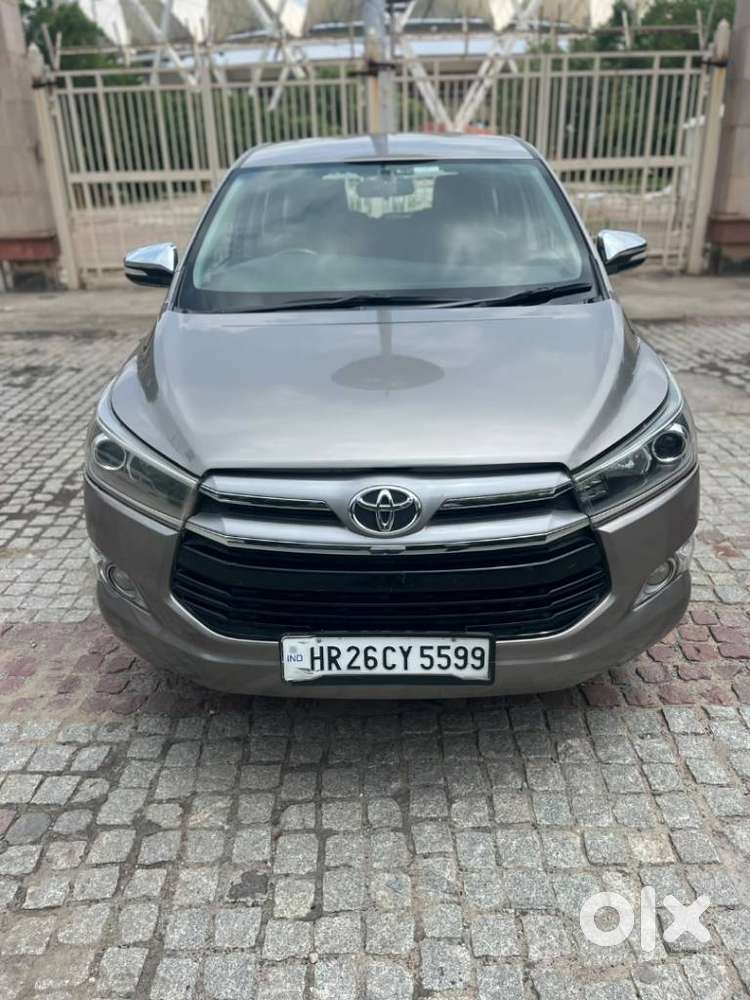 Toyota Innova Crysta 2.8 Z, 2016, Diesel