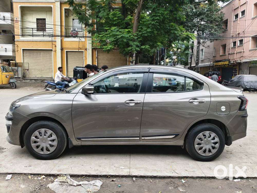 Maruti Suzuki Dzire 1.2 Vxi Cng, 2025, Cng & Hybrids