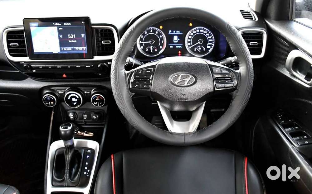 Hyundai Venue Sx+ At, 2020, Petrol