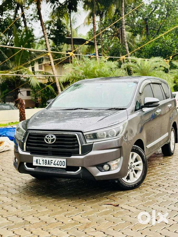 Toyota Innova Crysta
