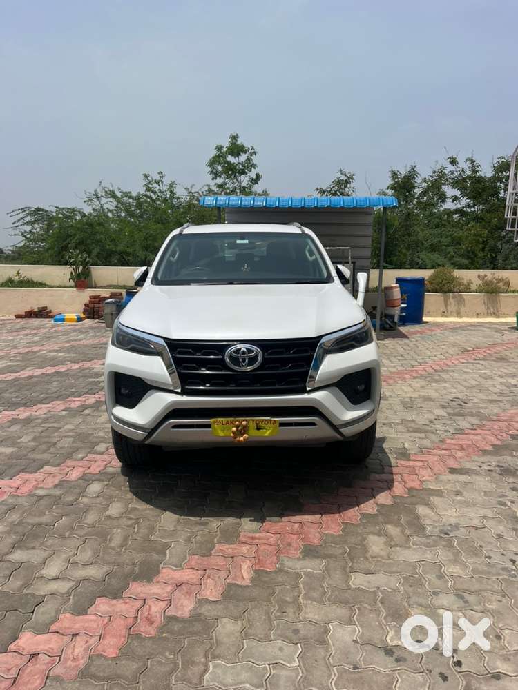 Toyota Fortuner Diesel 2024 Year
