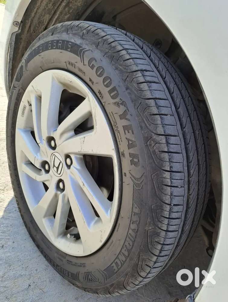 Doctor Driven Honda Jazz Diesel Showroom Track