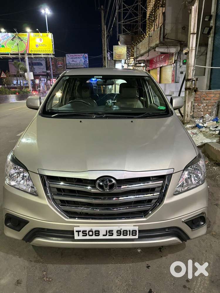 Toyota Innova 2014 Diesel Well Maintained