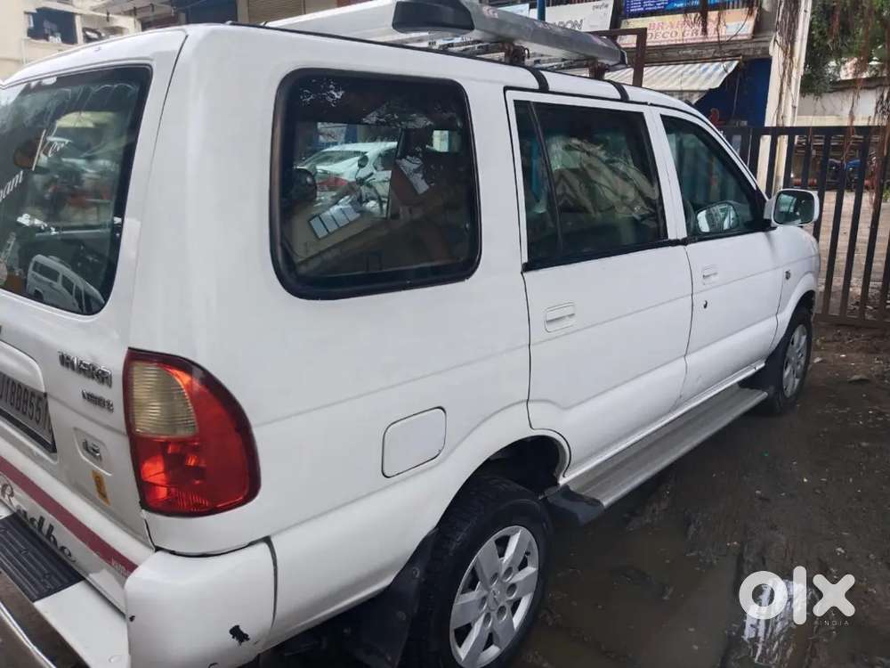 Chevrolet Tavera Neo 2013 Diesel